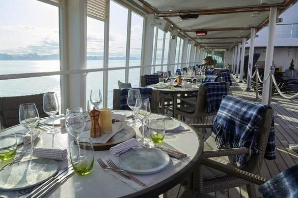 Seabourn Quest - The Patio, Credit. Mike Louagie.jpg